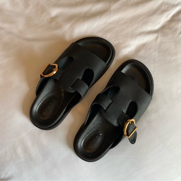 Black slides sandals - Picture 1 of 4